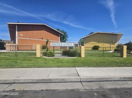 863 Nutmeg Place, Unit 12, Reno, NV 89502 Photo