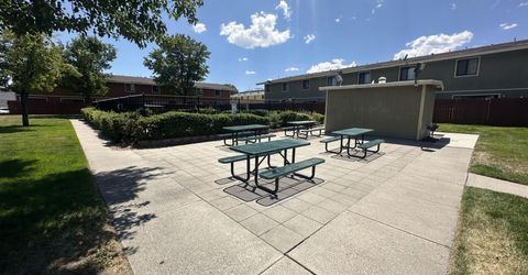 863 Nutmeg Place, Unit 12, Reno, NV 89502 Photo