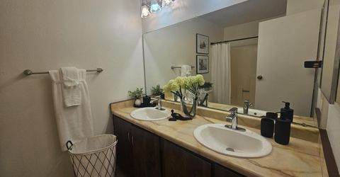863 Nutmeg Place, Unit 12, Reno, NV 89502 Photo