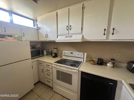 863 Nutmeg Place, Unit 12, Reno, NV 89502 Photo