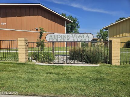 863 Nutmeg Place, Unit 12, Reno, NV 89502 Photo