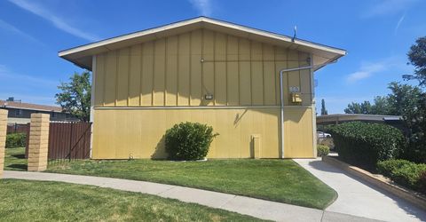 863 Nutmeg Place, Unit 12, Reno, NV 89502 Photo