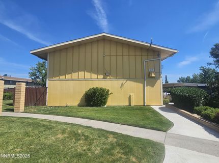 863 Nutmeg Place, Unit 12, Reno, NV 89502 Photo