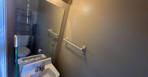 863 Nutmeg Place, Unit 12, Reno, NV 89502 Photo