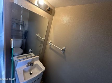863 Nutmeg Place, Unit 12, Reno, NV 89502 Photo
