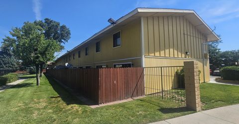 863 Nutmeg Place, Unit 12, Reno, NV 89502 Photo