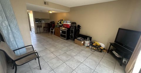 863 Nutmeg Place, Unit 12, Reno, NV 89502 Photo