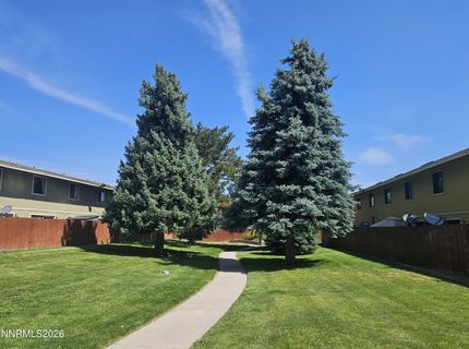 863 Nutmeg Place, Unit 12, Reno, NV 89502 Photo