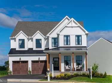 900 SKIP LANE, Unit MANCHESTER, LAMPETER, PA 17537