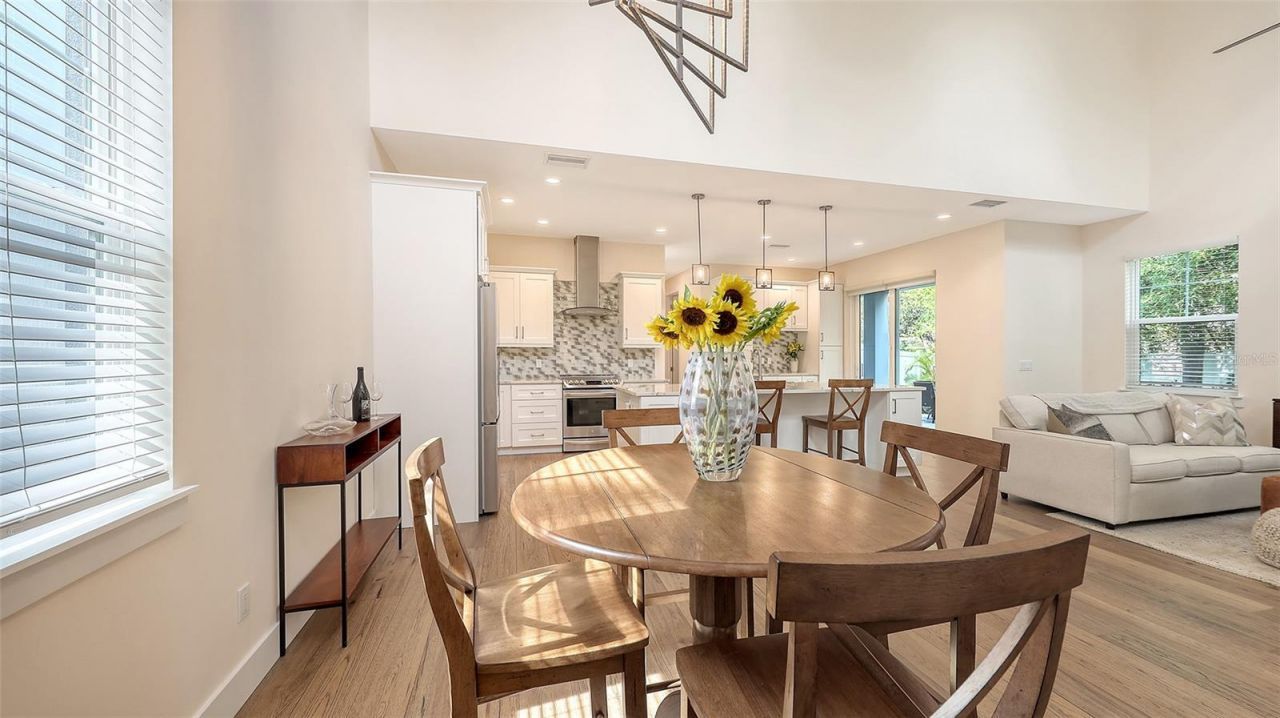 2410 Prospect Street, Sarasota, FL 34239 Photo