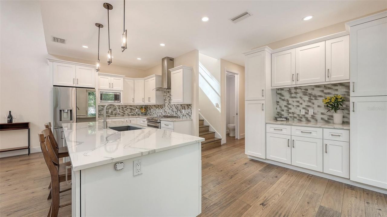 2410 Prospect Street, Sarasota, FL 34239 Photo