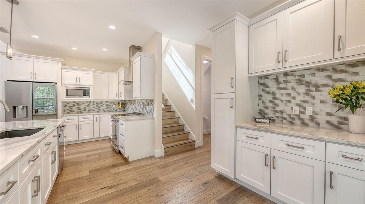 2410 Prospect Street, Sarasota, FL 34239 Photo