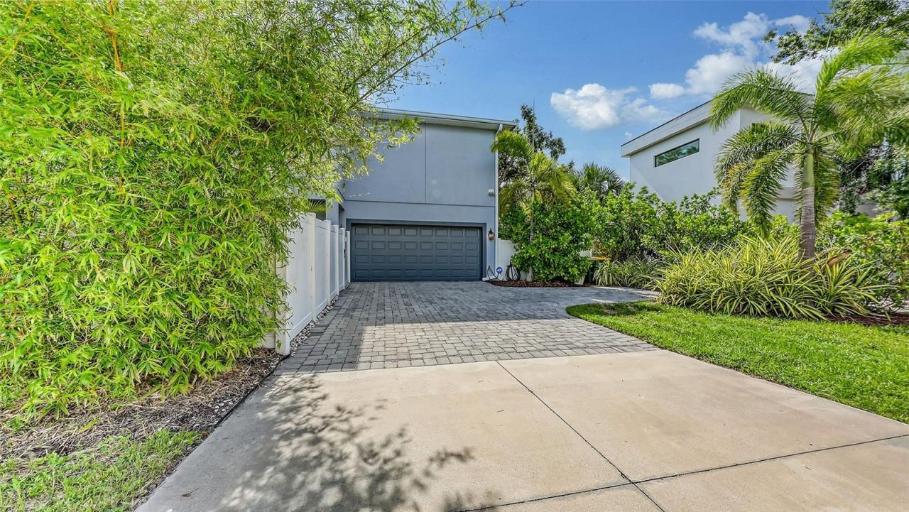 2410 Prospect Street, Sarasota, FL 34239 Photo