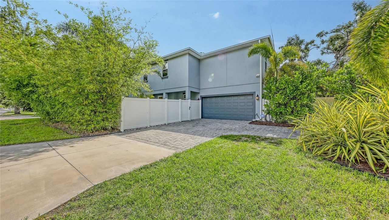2410 Prospect Street, Sarasota, FL 34239 Photo