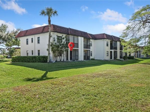 4198 27th CT SW, Unit 106, NAPLES, FL 34116