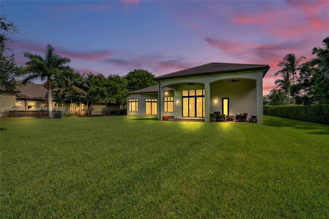 11056 Blackhawk Blvd, Davie, FL 33328 Photo