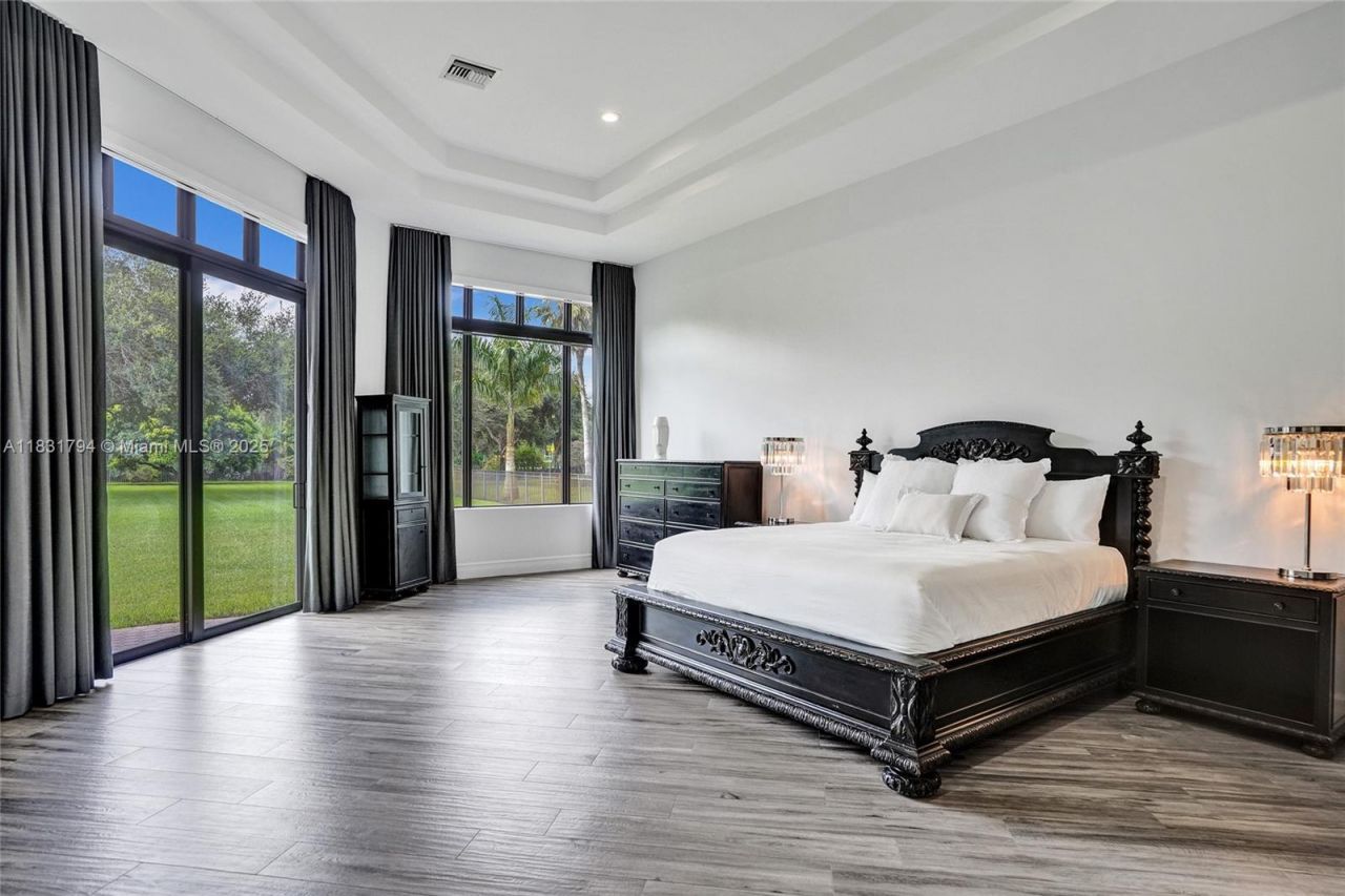 11056 Blackhawk Blvd, Davie, FL 33328 Photo