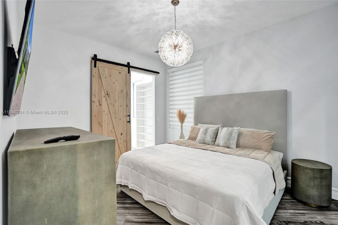 11056 Blackhawk Blvd, Davie, FL 33328 Photo