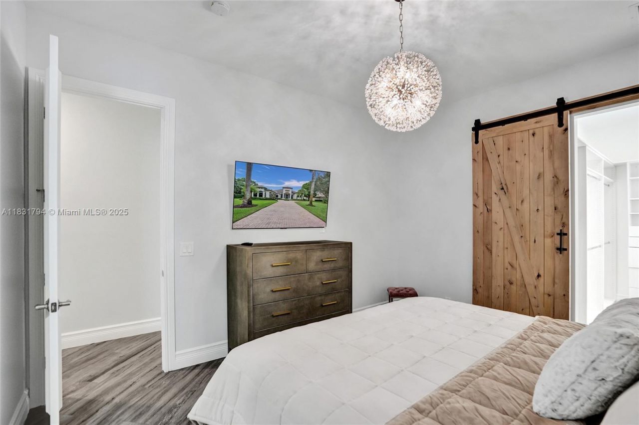 11056 Blackhawk Blvd, Davie, FL 33328 Photo