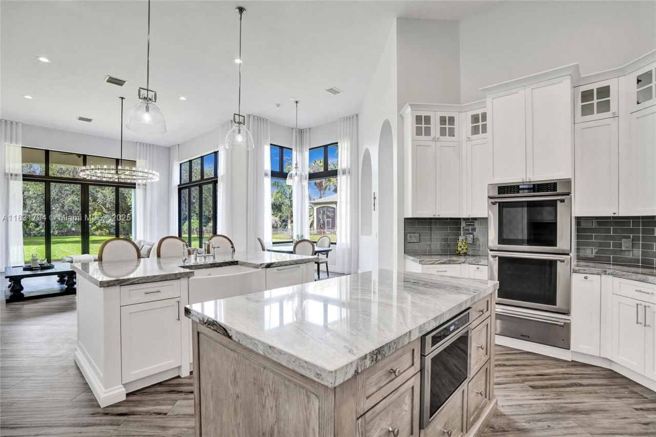 11056 Blackhawk Blvd, Davie, FL 33328 Photo