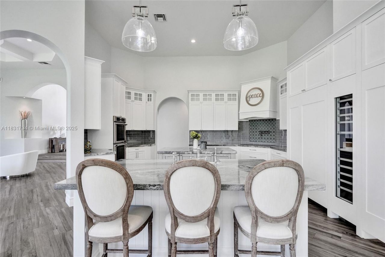 11056 Blackhawk Blvd, Davie, FL 33328 Photo