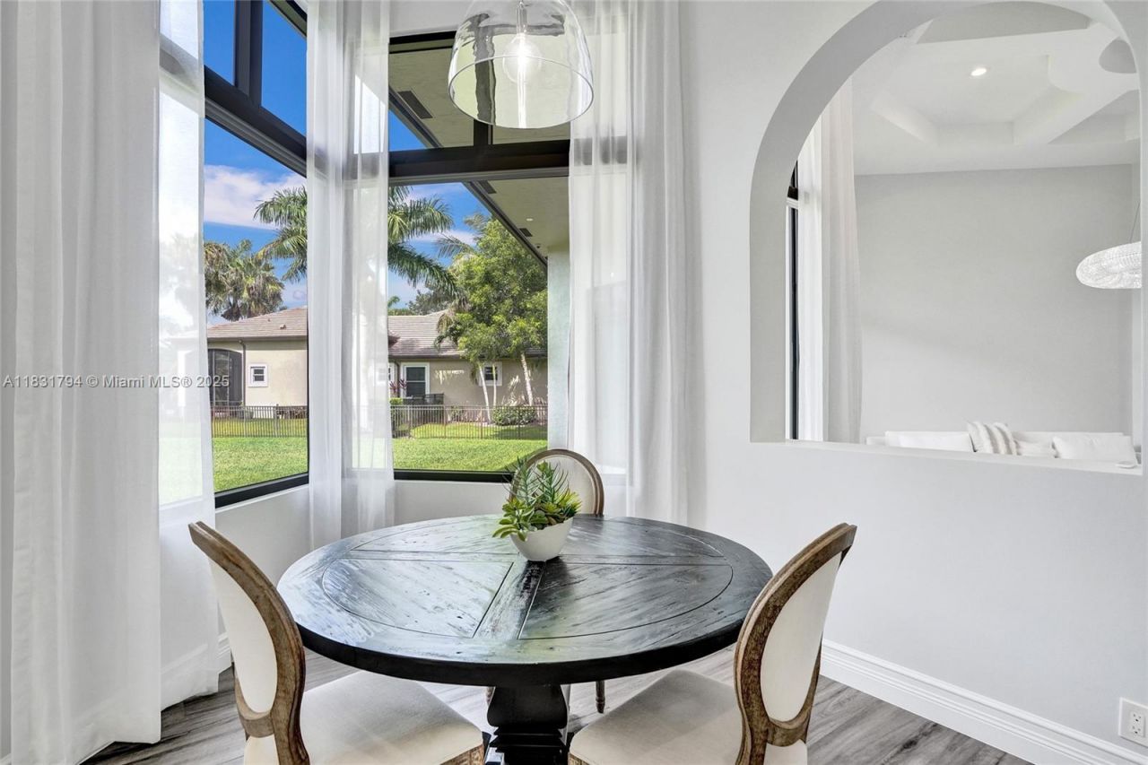 11056 Blackhawk Blvd, Davie, FL 33328 Photo