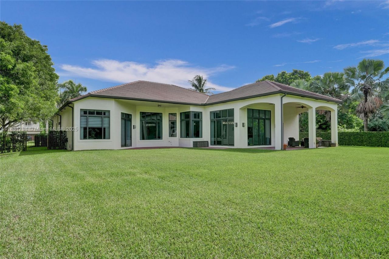 11056 Blackhawk Blvd, Davie, FL 33328 Photo