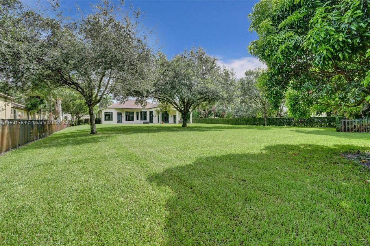 11056 Blackhawk Blvd, Davie, FL 33328 Photo