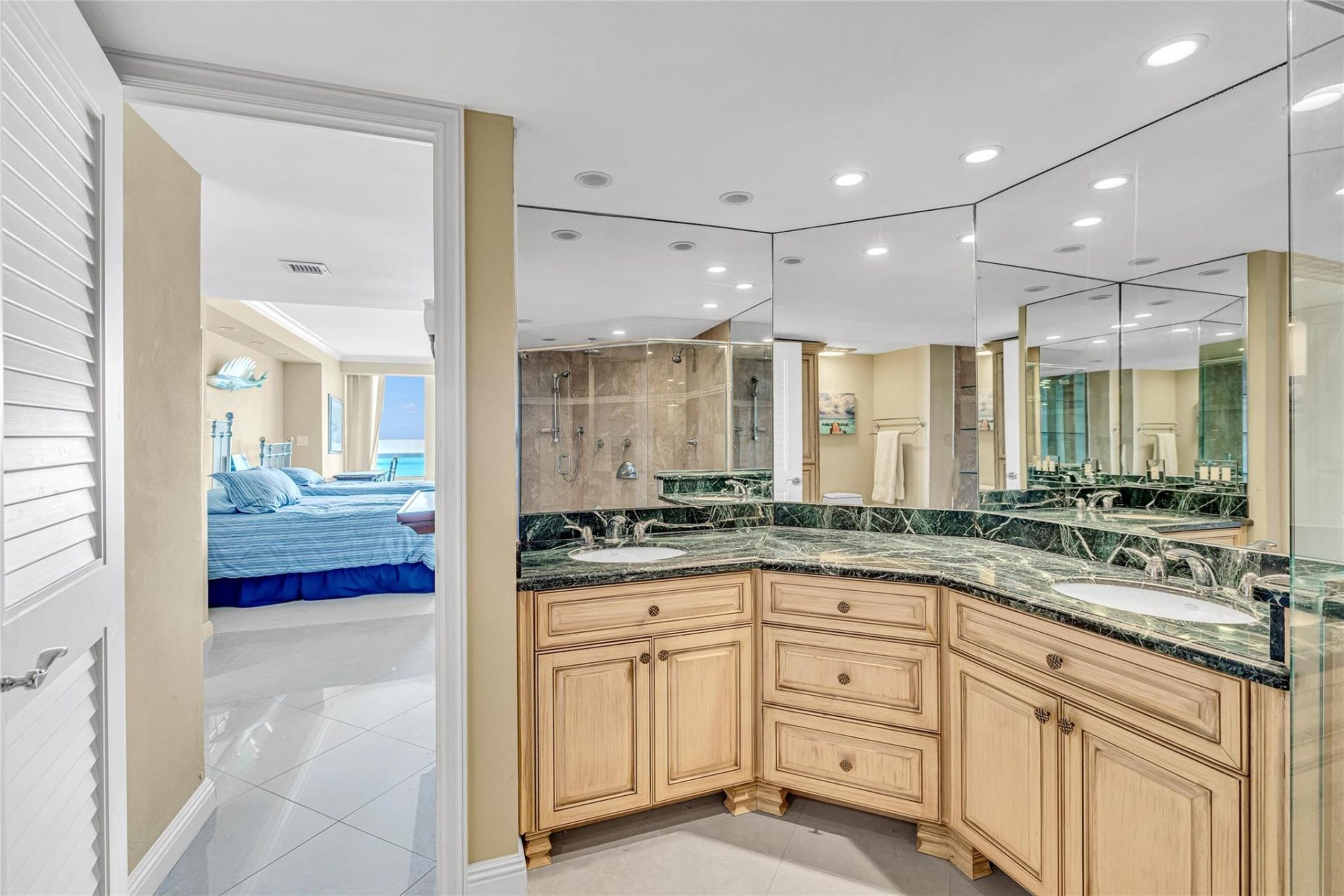 2100 S Ocean Lane, Unit 411, Fort Lauderdale, FL 33316 Photo