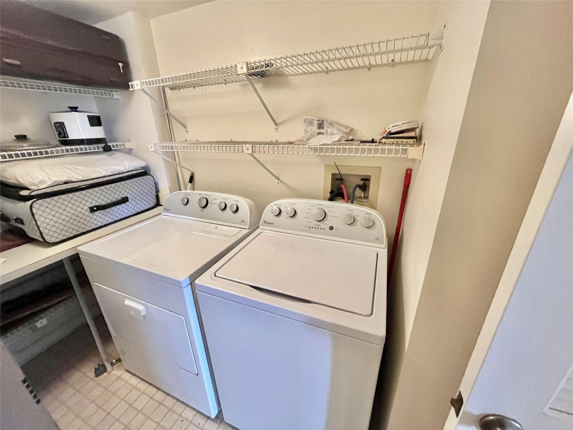 9691 N Belfort Circle, Unit 305, Fort Lauderdale, FL 33321 Photo