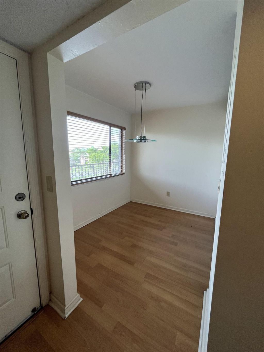 9691 N Belfort Circle, Unit 305, Fort Lauderdale, FL 33321 Photo