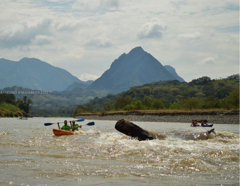 25 B Vereda La Higinia, Santa Fe De Antioquia, Col, , An 05541 Photo