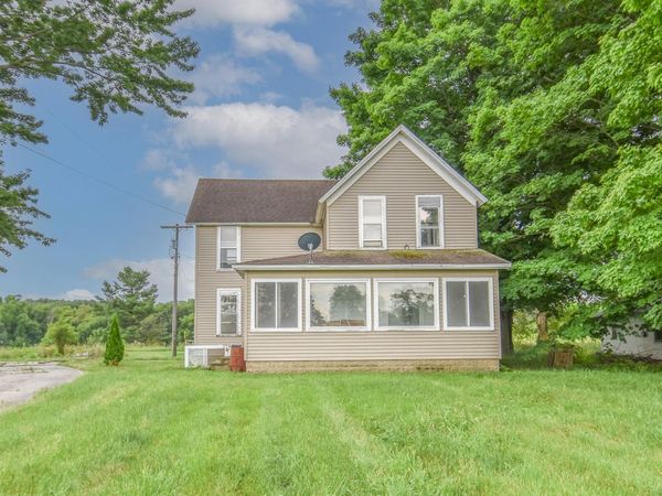 1085 E Chicago Road, Unit A, Quincy, MI 49082