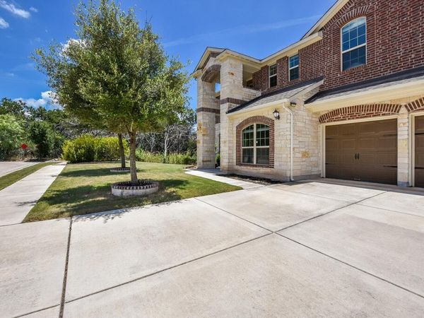 2521 Blended Tree Ranch DR, Leander, TX 78641