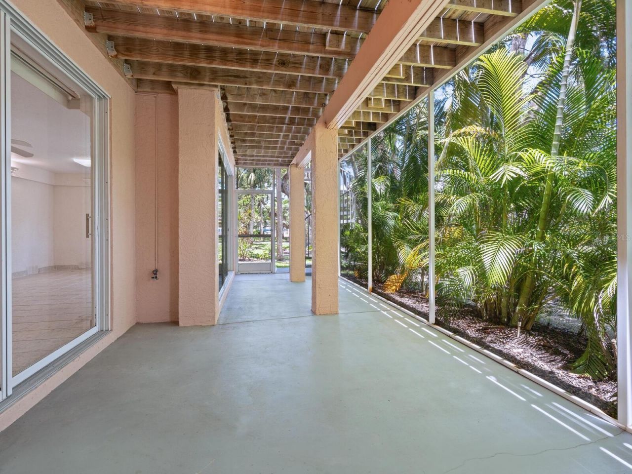 3954 Hamilton Club Circle, Unit 14, Sarasota, FL 34242 Photo