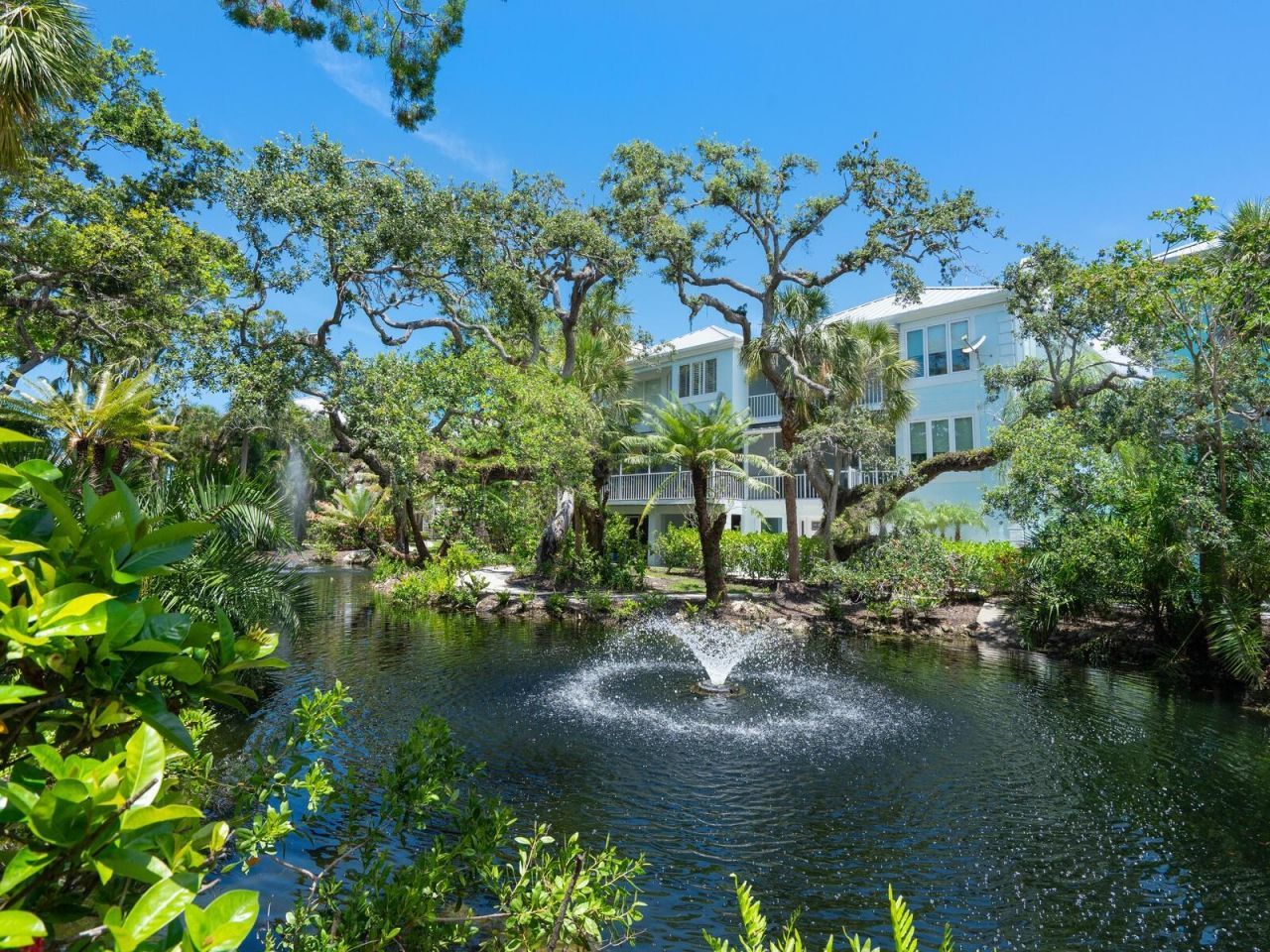 3954 Hamilton Club Circle, Unit 14, Sarasota, FL 34242 Photo