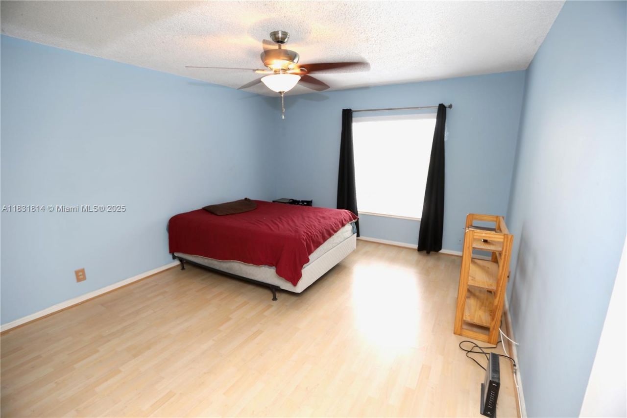 2171 NE 66th St, Unit 806, Fort Lauderdale, FL 33308 Photo