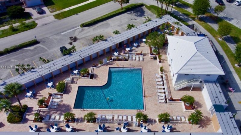 2171 NE 66th St, Unit 806, Fort Lauderdale, FL 33308 Photo