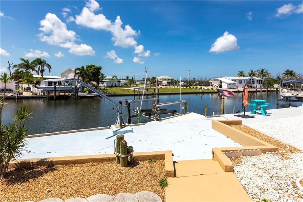 3913 Dewberry Ln, Saint James City, FL 33956 Photo