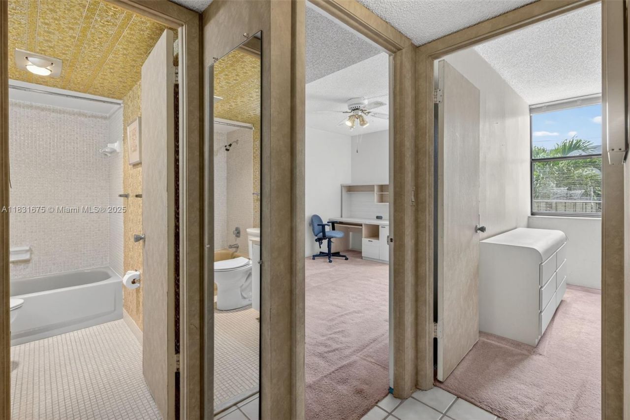 20381 NE 30th Ave, Unit 410-7, Aventura, FL 33180 Photo