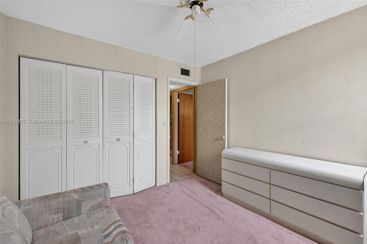 20381 NE 30th Ave, Unit 410-7, Aventura, FL 33180 Photo