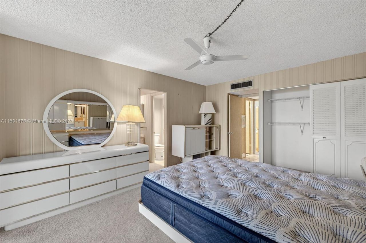 20381 NE 30th Ave, Unit 410-7, Aventura, FL 33180 Photo