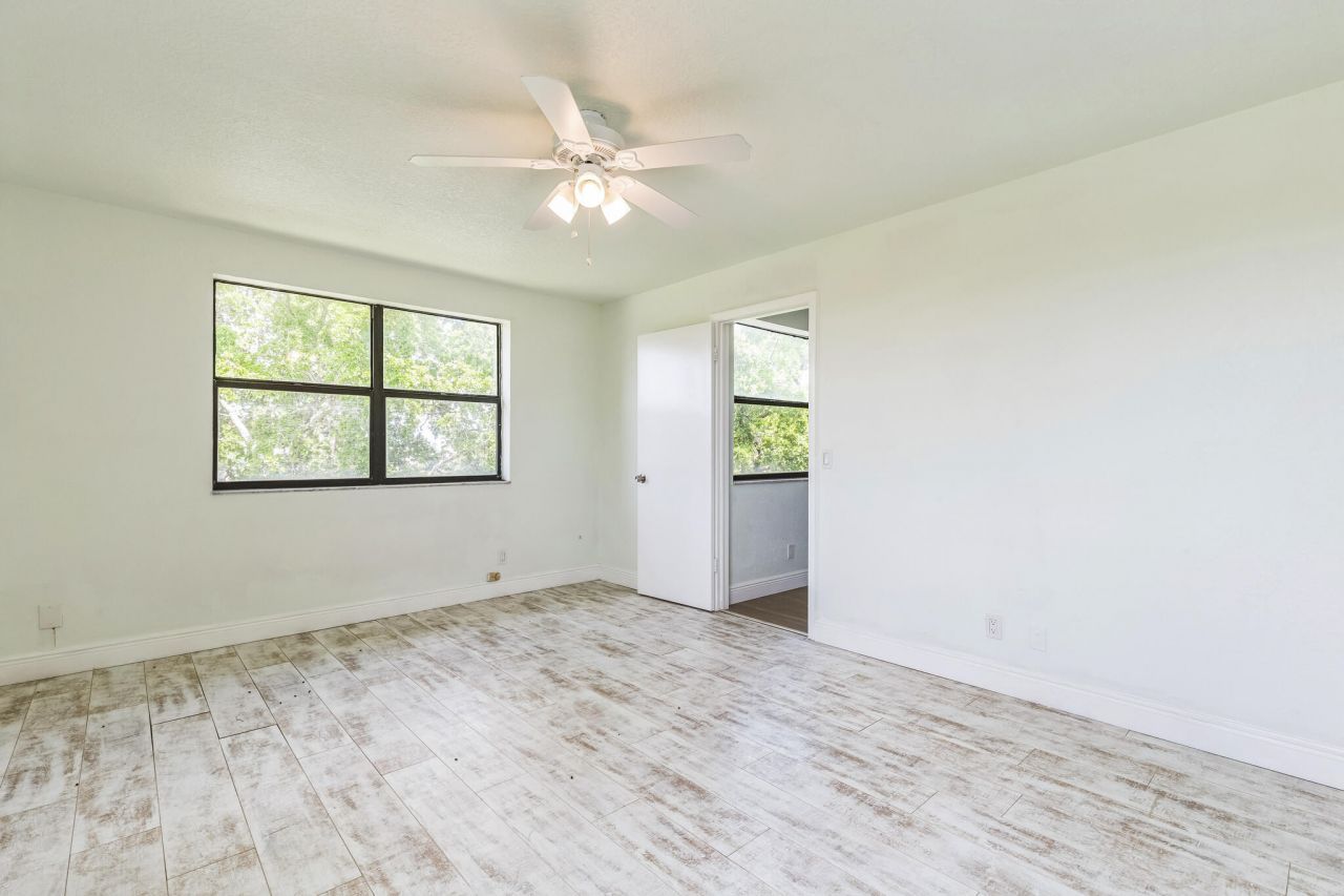 2704 NW 104th Avenue, Unit 401, Sunrise, FL 33322 Photo