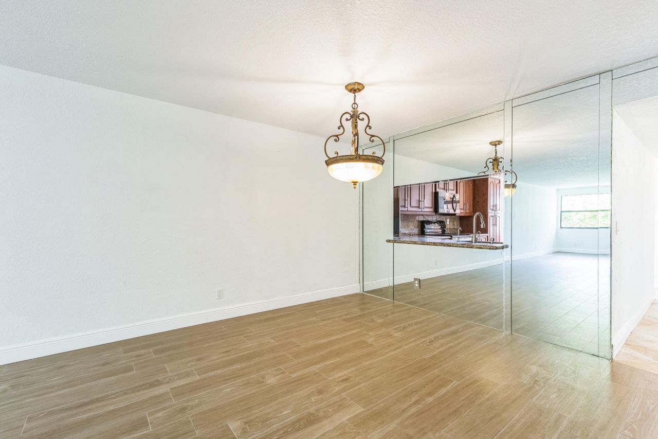 2704 NW 104th Avenue, Unit 401, Sunrise, FL 33322 Photo