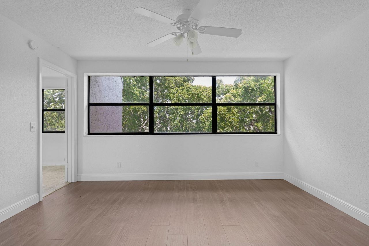 2704 NW 104th Avenue, Unit 401, Sunrise, FL 33322 Photo