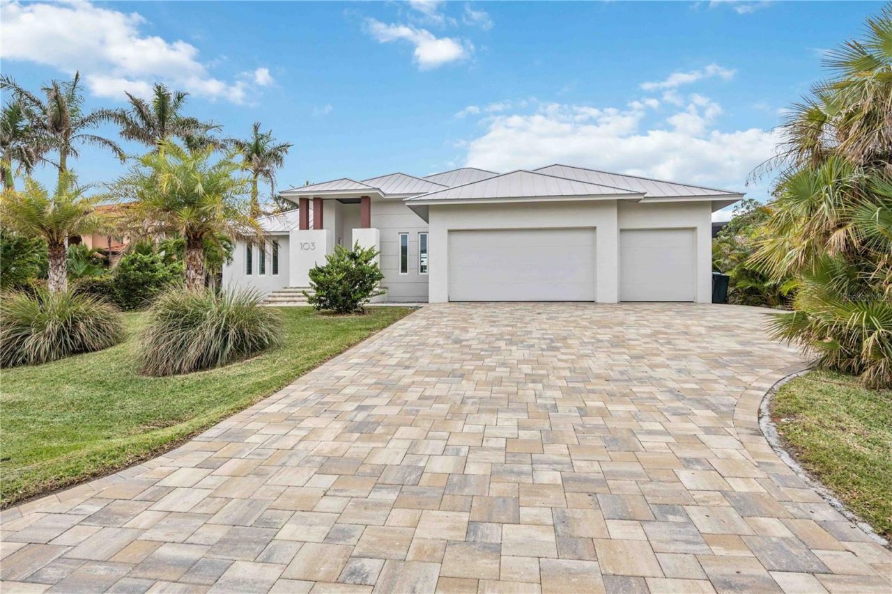 103 Graham Street Se, Port Charlotte, FL 33952 Photo