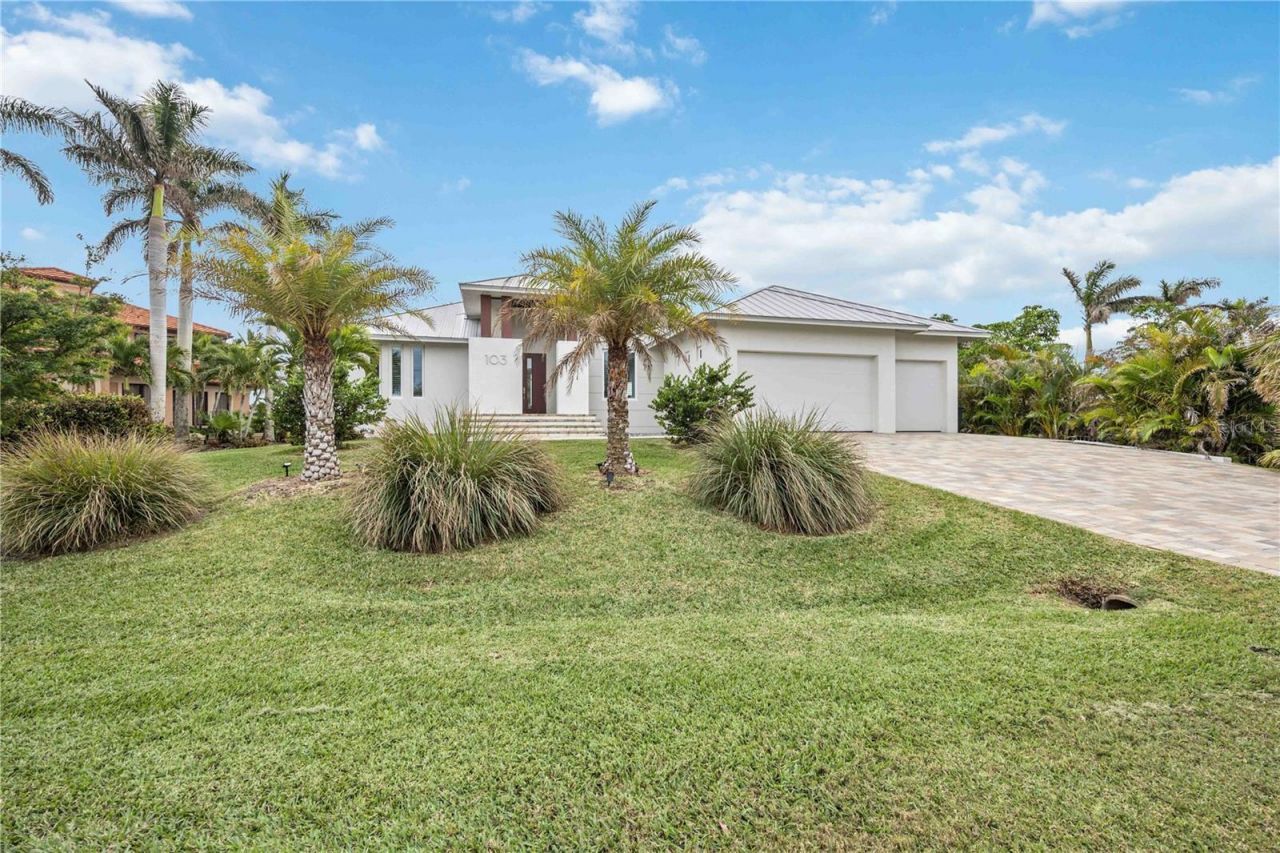 103 Graham Street Se, Port Charlotte, FL 33952 Photo