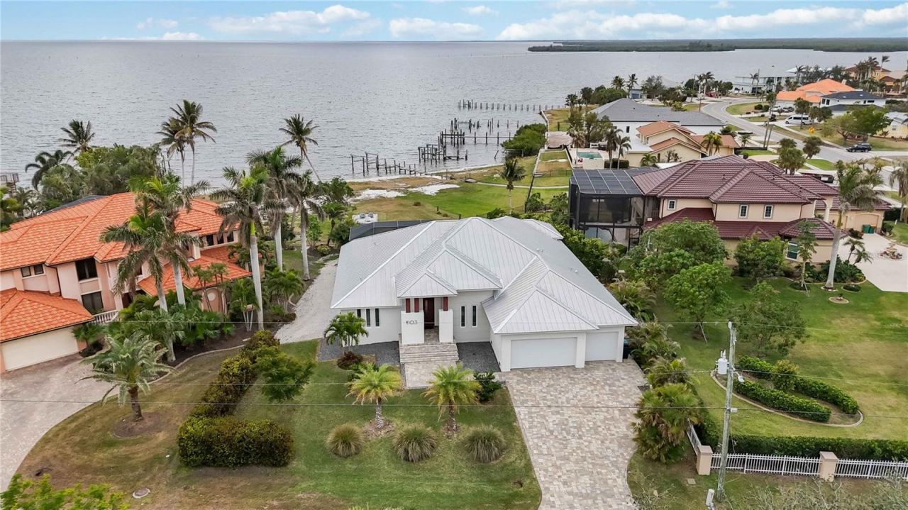 103 Graham Street Se, Port Charlotte, FL 33952 Photo