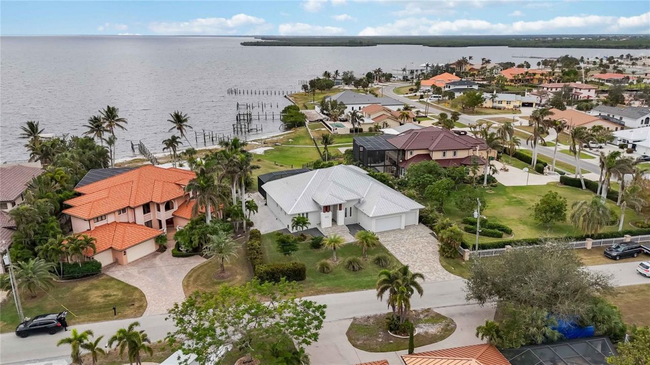 103 Graham Street Se, Port Charlotte, FL 33952 Photo