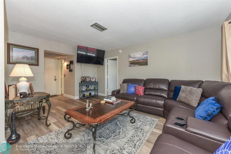 298 SW 6th St, Unit 103, Boca Raton, FL 33432 Photo